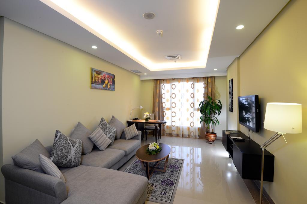 The Venue Resident (Adults Only) Apart otel Kuveyt Dış mekan fotoğraf
